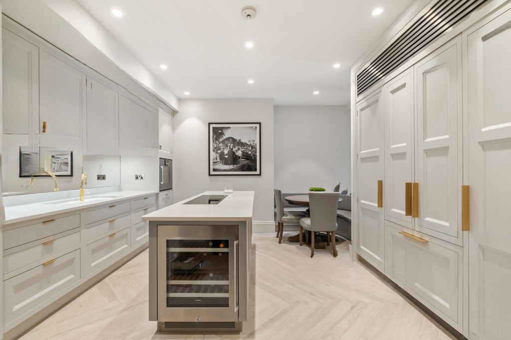 Квартира в Лондоне, Великобритания, 227 м² - фото 1