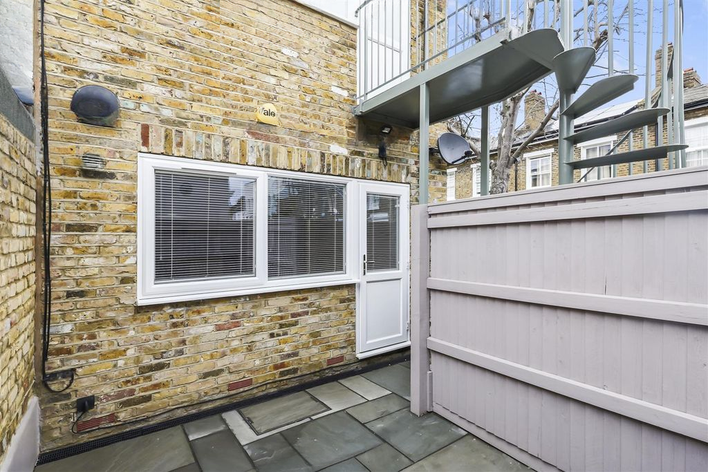 Квартира в Лондоне, Великобритания, 39 м² - фото 1