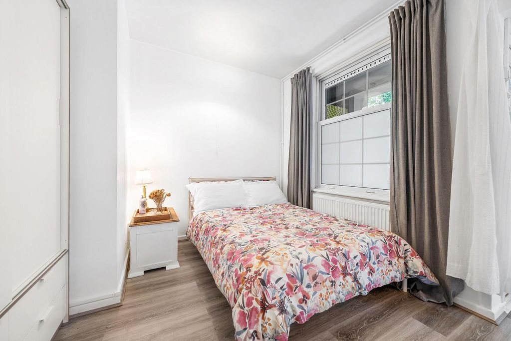 Квартира в Лондоне, Великобритания, 37 м² - фото 1