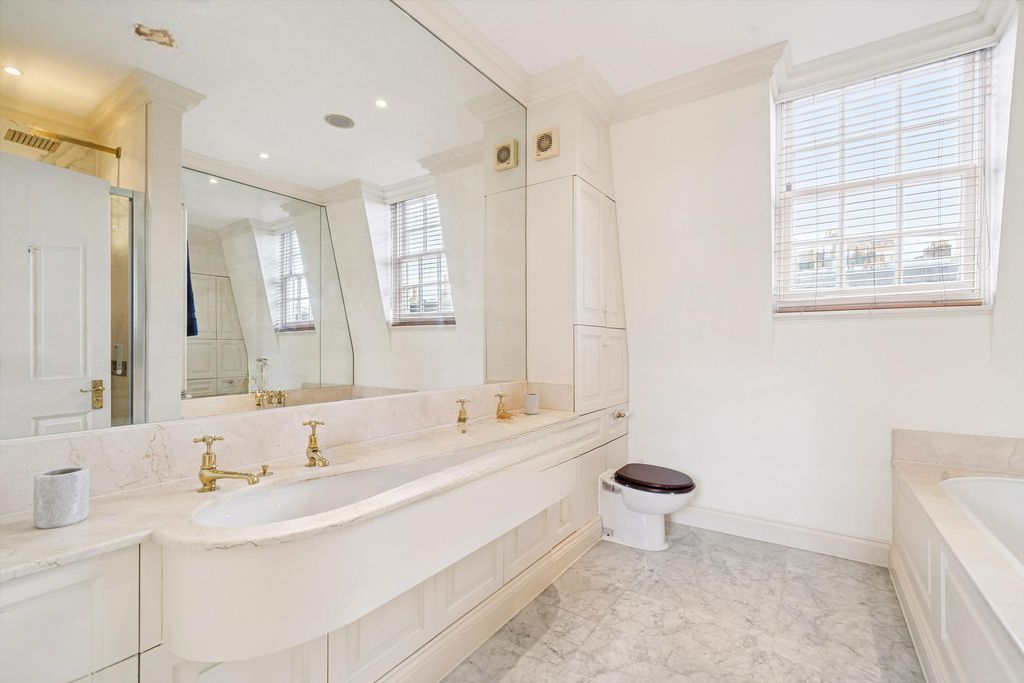 Квартира в Лондоне, Великобритания, 155 м² - фото 2