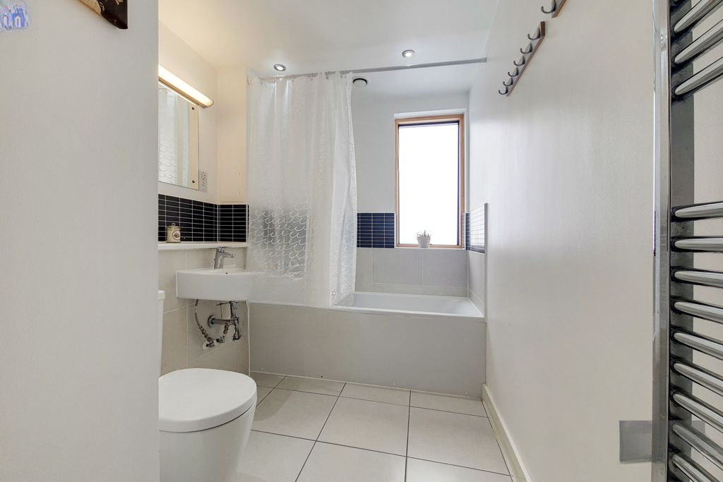 Квартира в Лондоне, Великобритания, 64 м² - фото 2