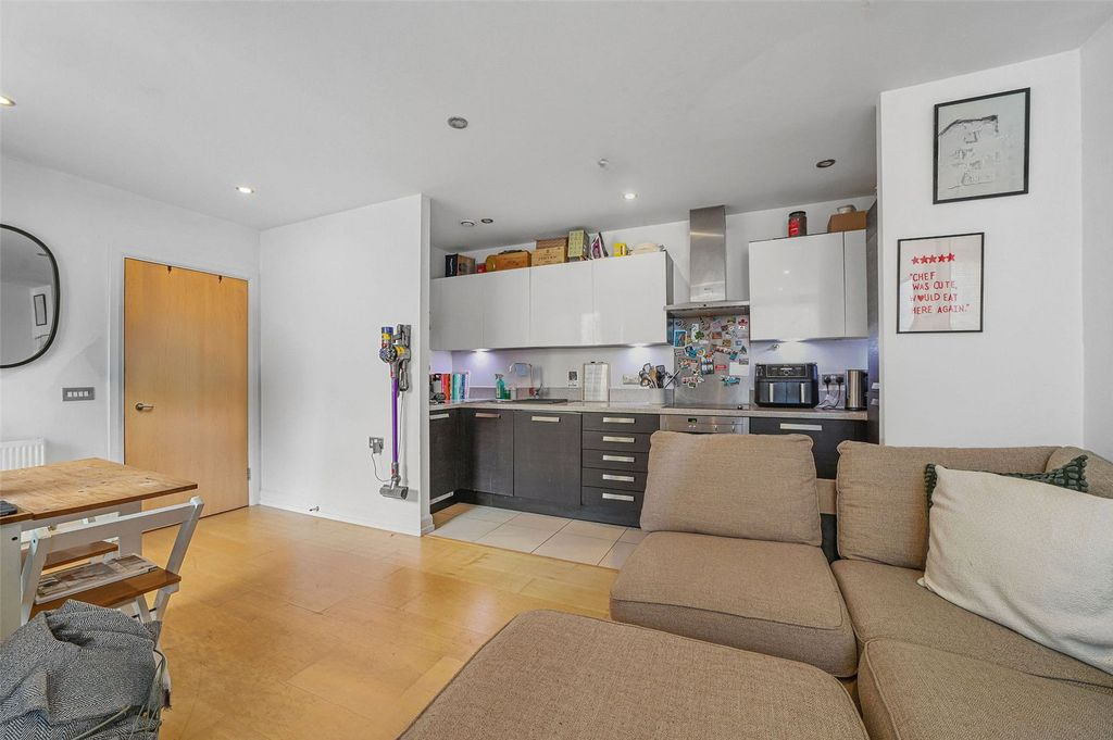 Квартира в Лондоне, Великобритания, 46 м² - фото 2