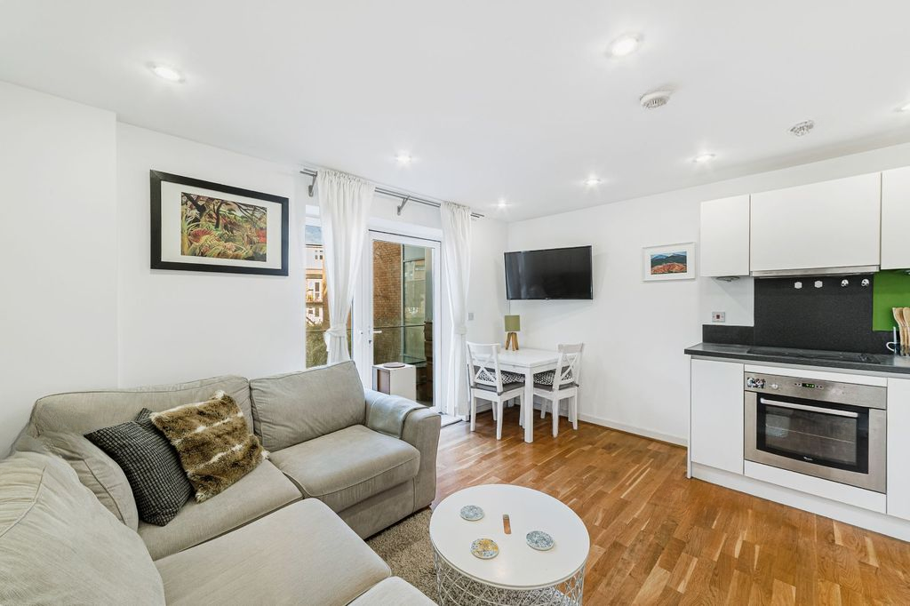 Квартира в Лондоне, Великобритания, 45 м² - фото 5