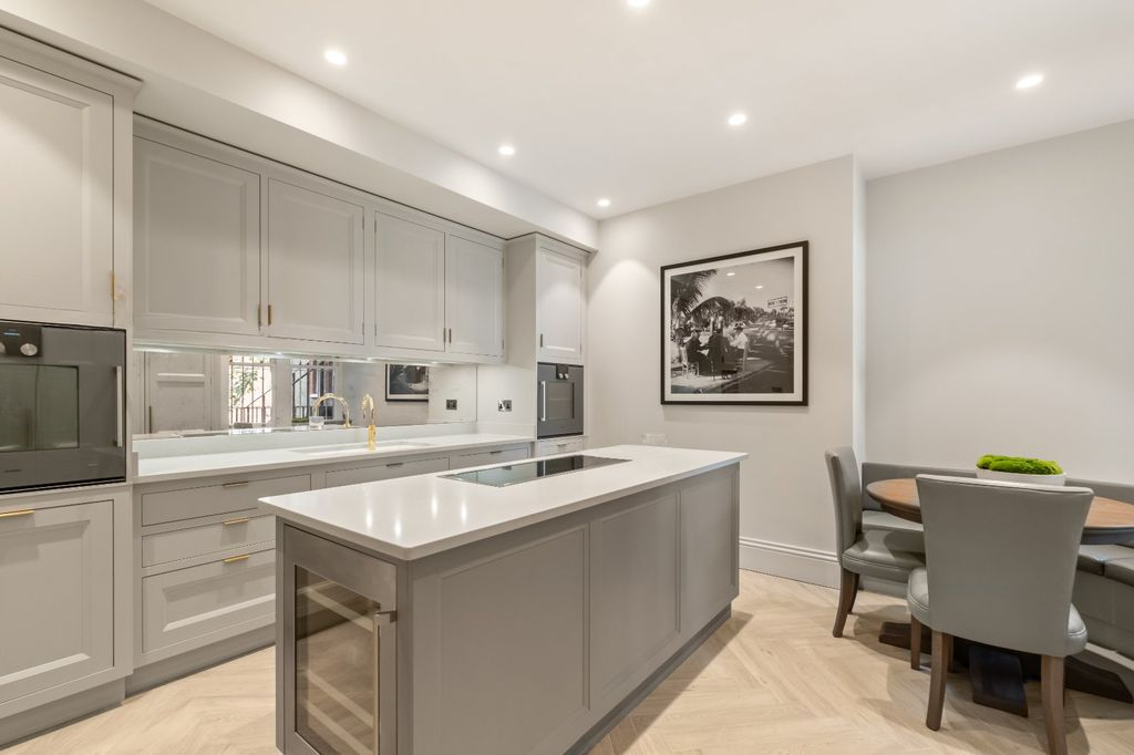 Квартира в Лондоне, Великобритания, 227 м² - фото 15