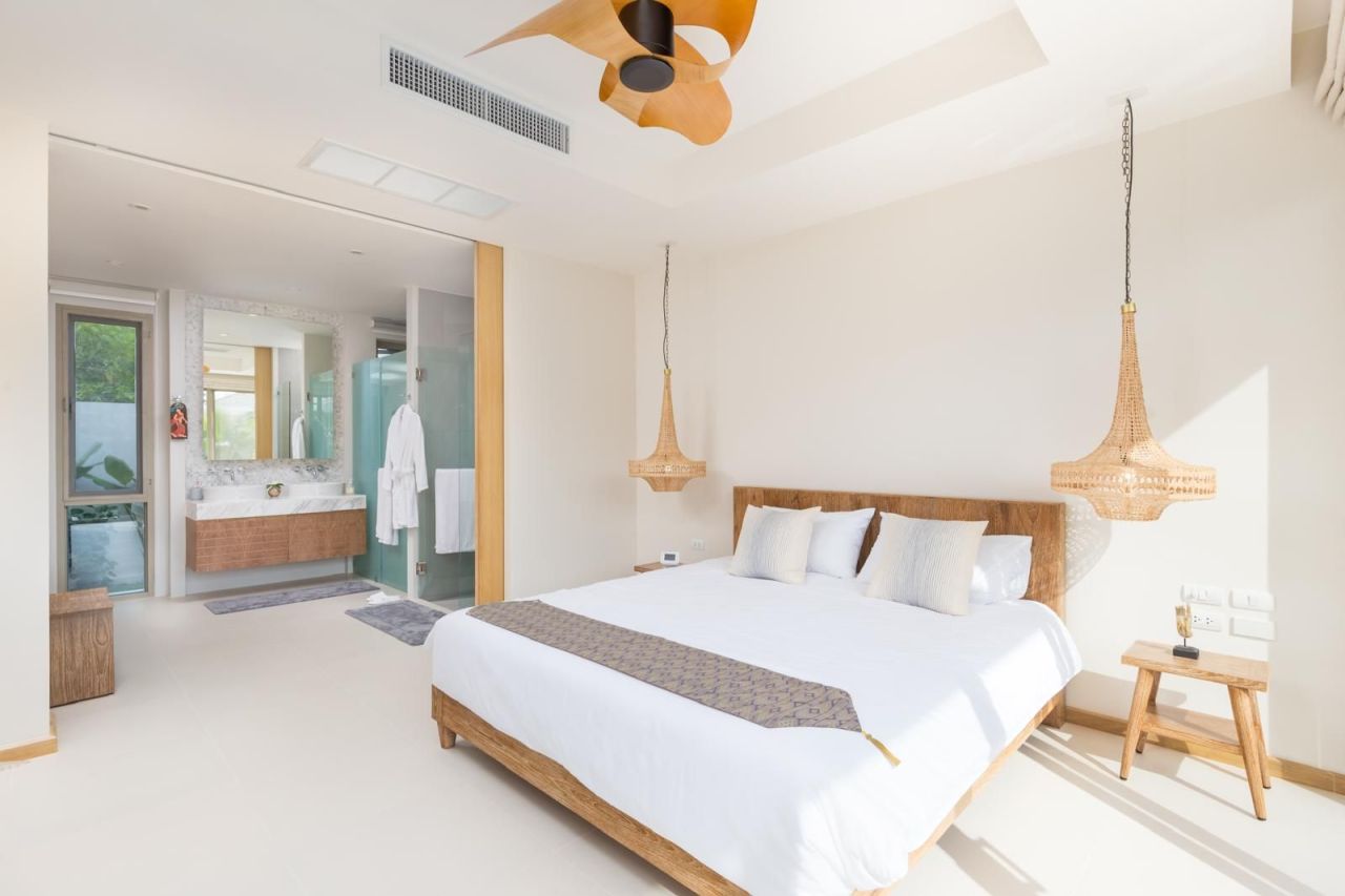 Вилла на пляже Банг Тао, Таиланд, 202 м² - фото 13