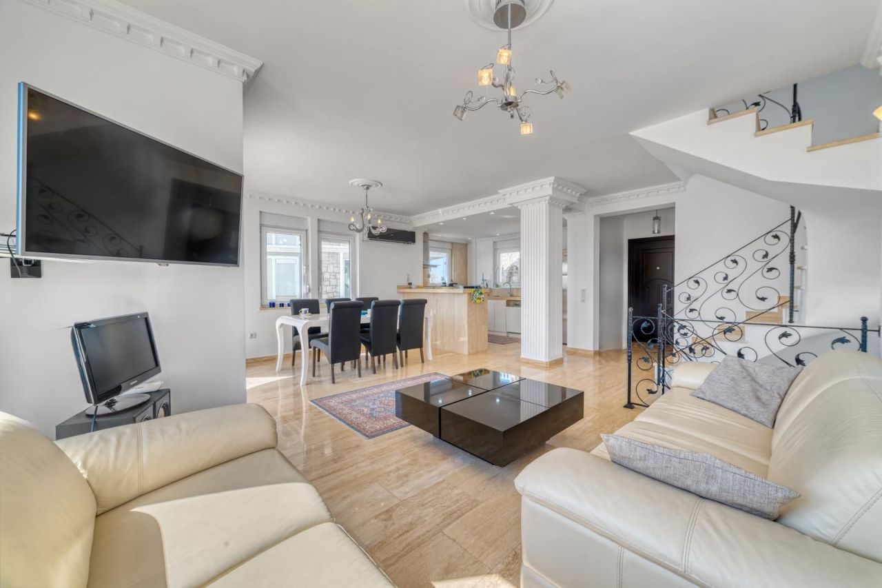 Вилла в Конаклы, Турция, 250 м² - фото 2