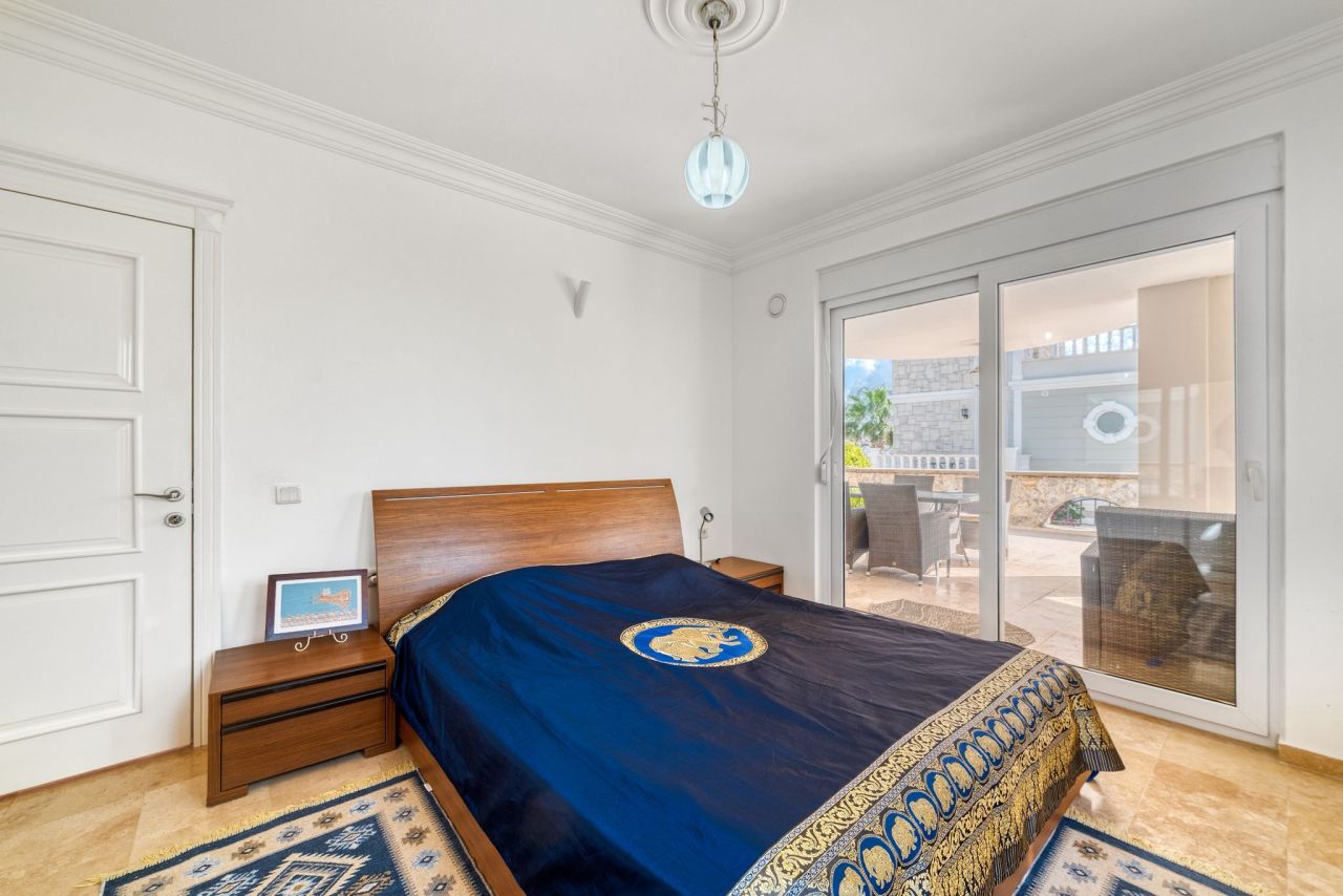 Вилла в Конаклы, Турция, 250 м² - фото 9