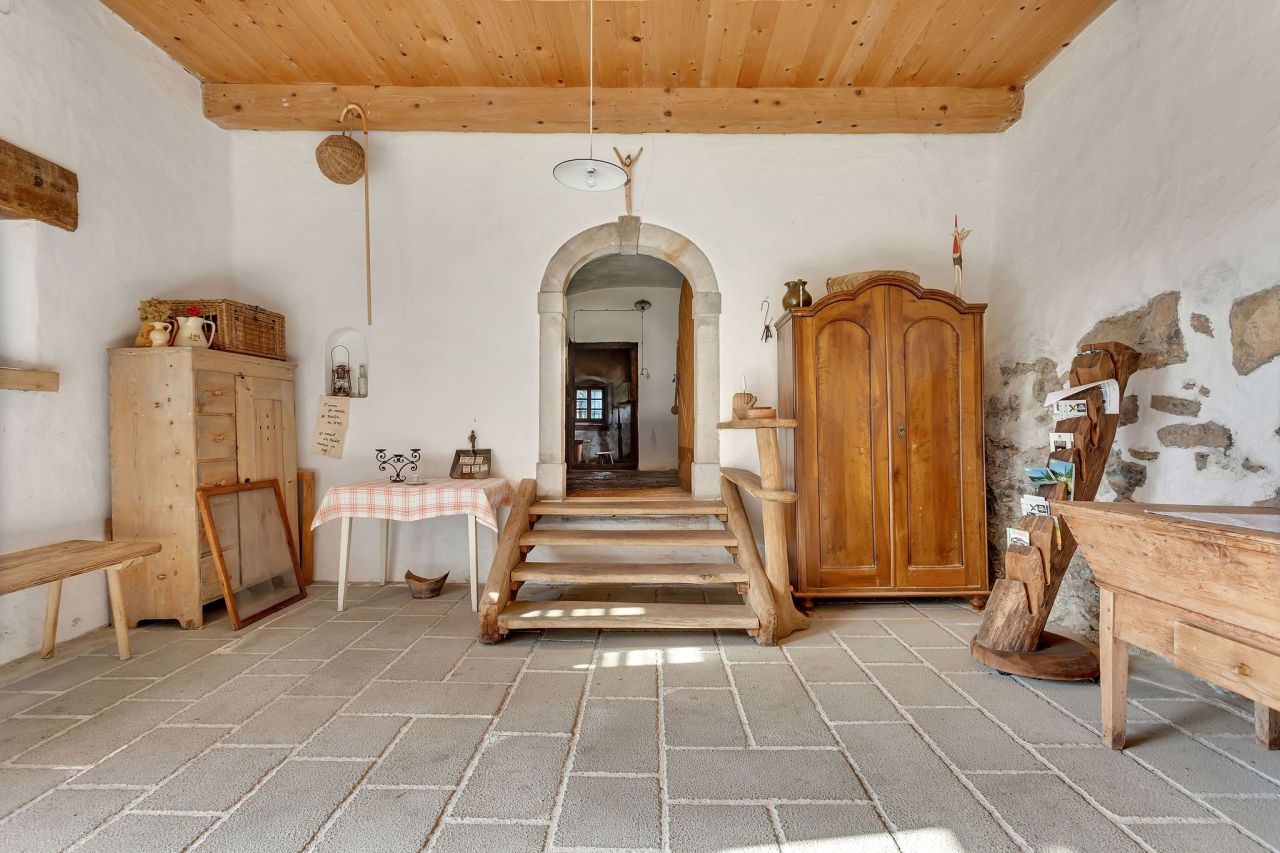 Дом в Пивке, Словения, 357 м² - фото 8