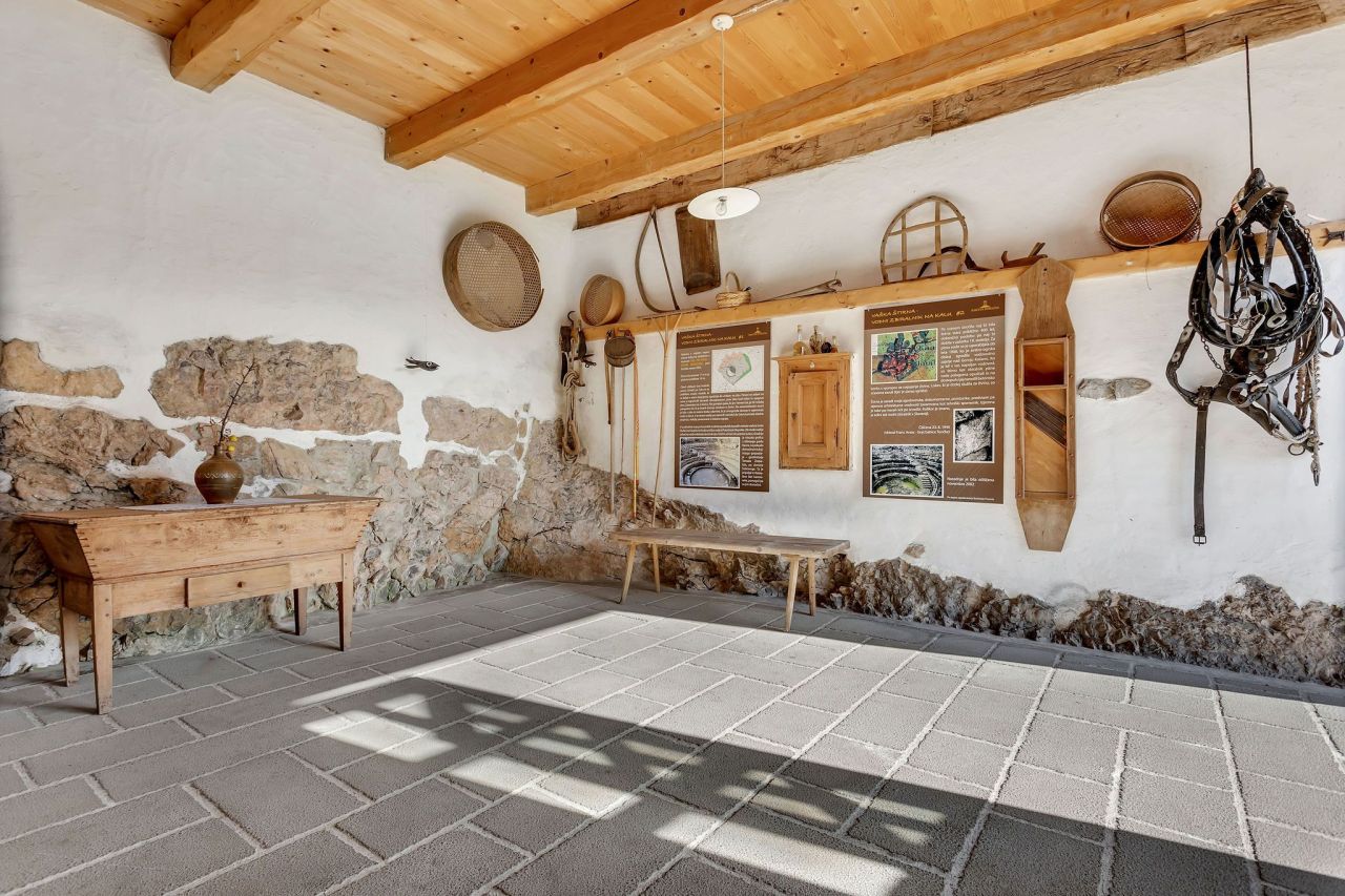 Дом в Пивке, Словения, 357 м² - фото 7