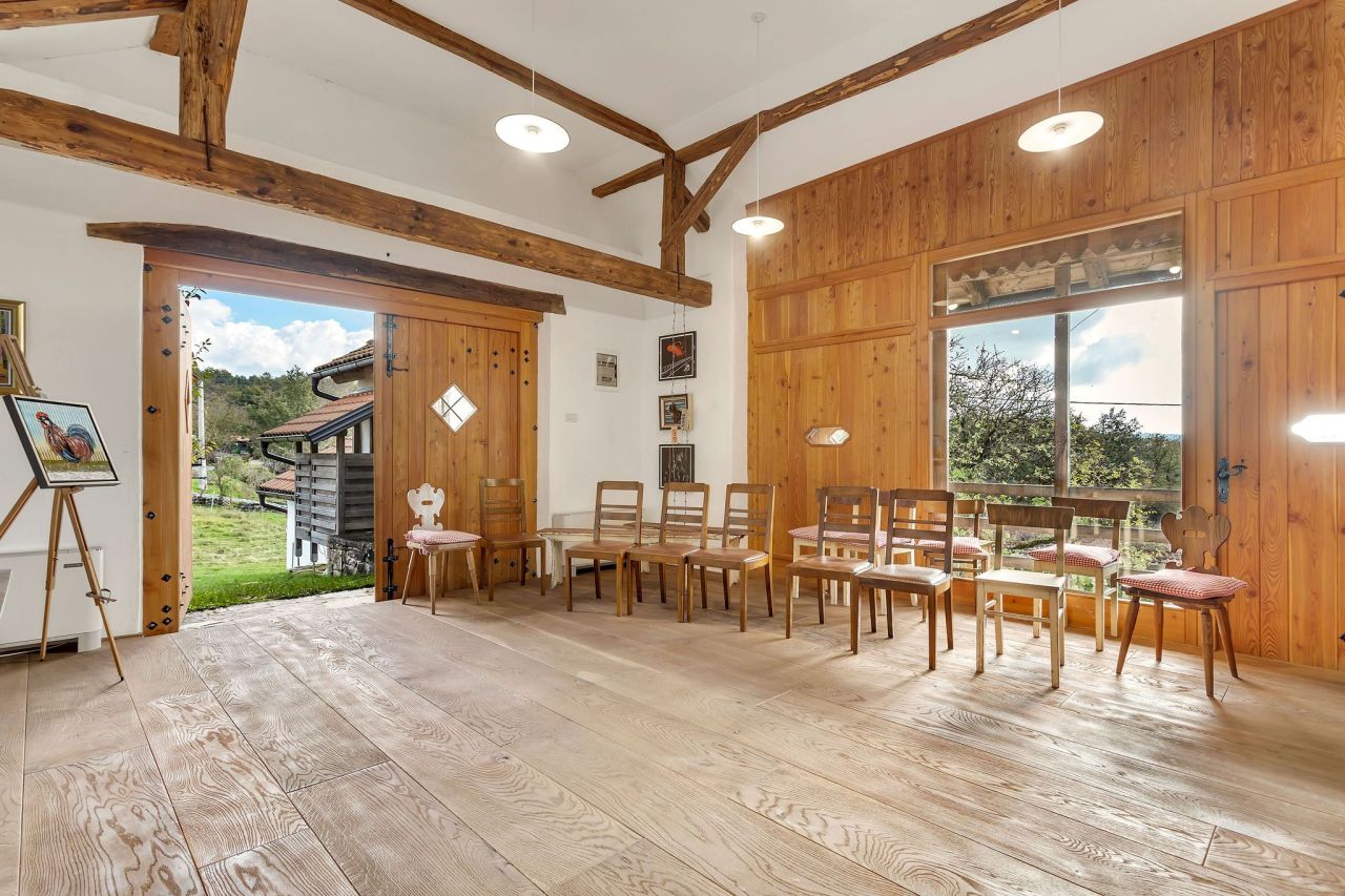 Дом в Пивке, Словения, 357 м² - фото 13