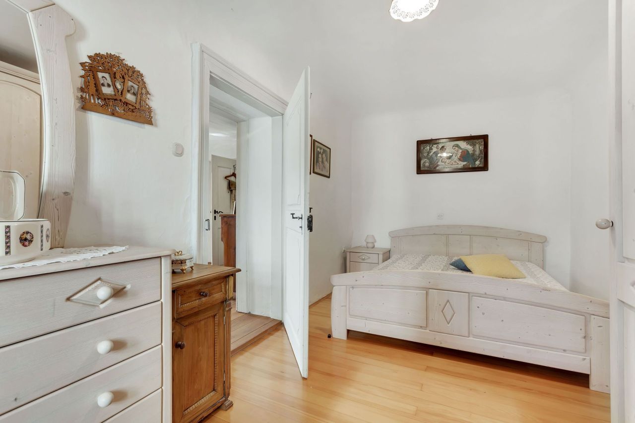 Дом в Пивке, Словения, 357 м² - фото 6