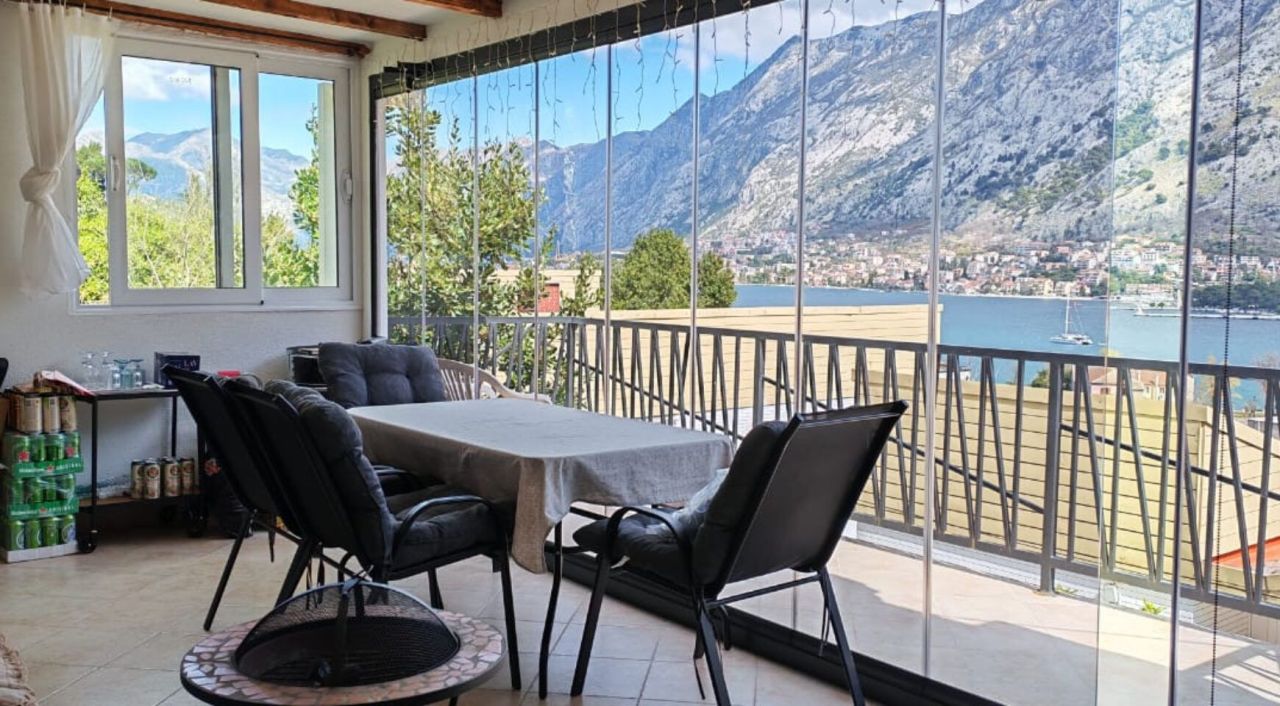 Дом в Которе, Черногория, 120 м² - фото 1