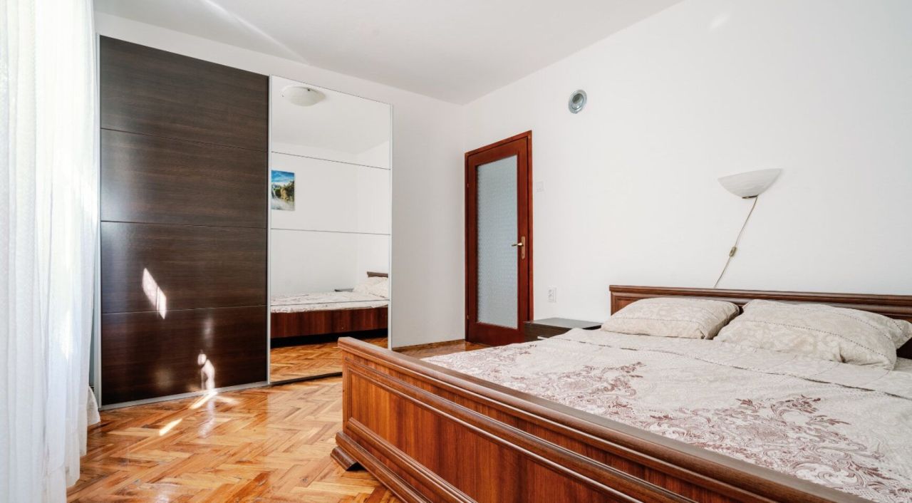 Дом в Крашичах, Черногория, 290 м² - фото 13