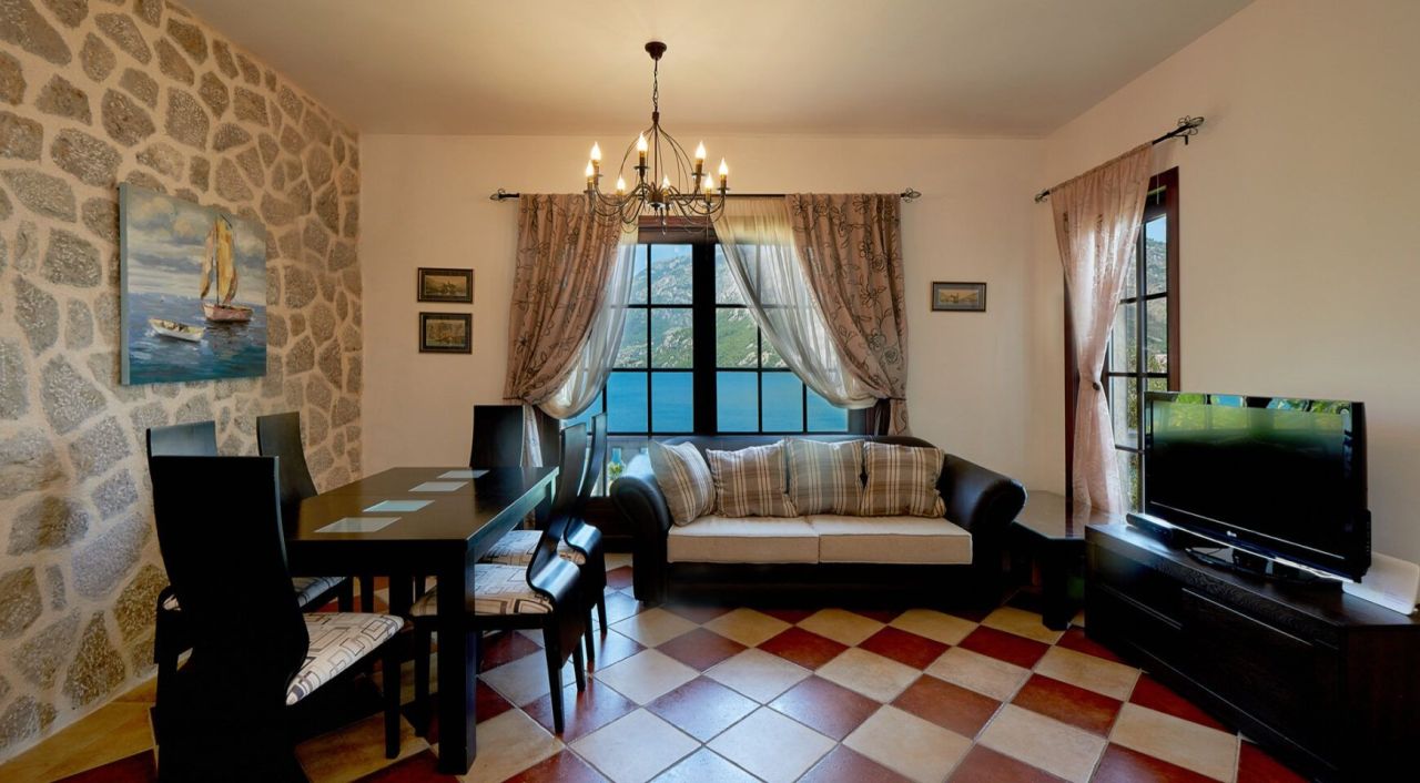 Вилла в Костанице, Черногория, 235 м² - фото 4