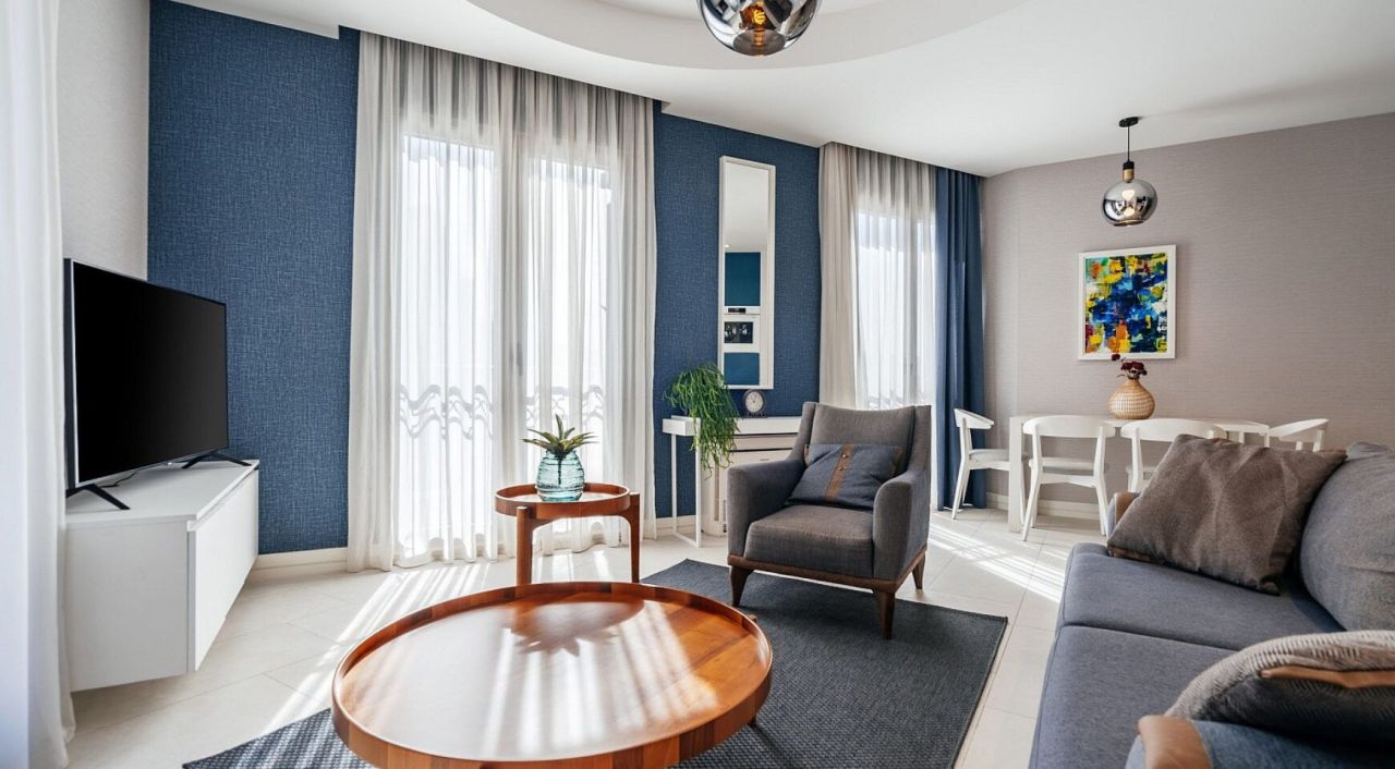 Квартира в Тивате, Черногория, 45 м² - фото 1