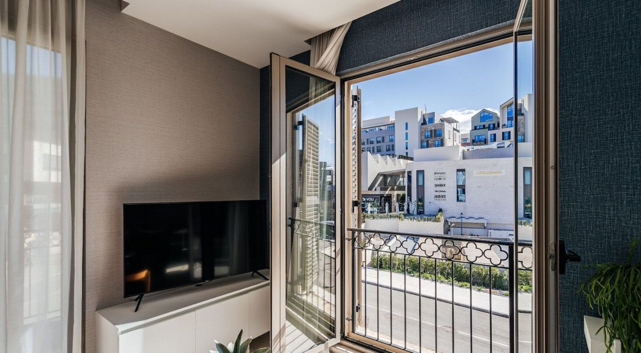 Квартира в Тивате, Черногория, 45 м² - фото 12