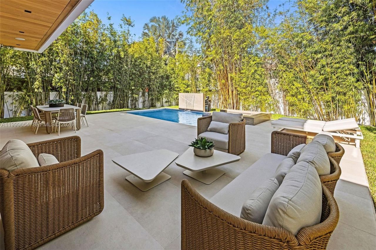 Дом в Майами, США, 280 м² - фото 17