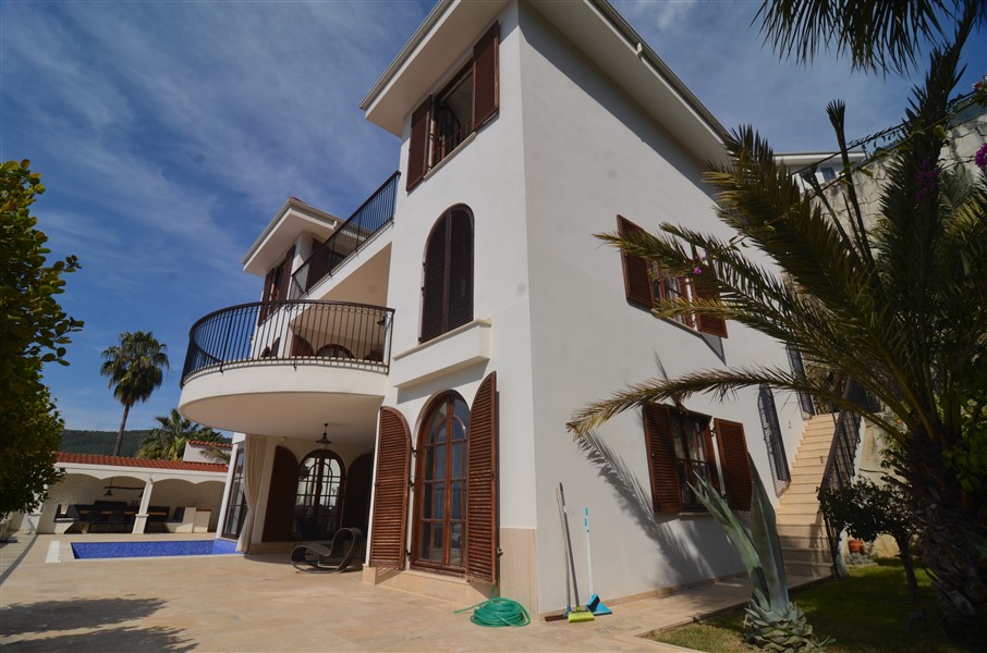 Вилла в Алании, Турция, 390 м² - фото 4