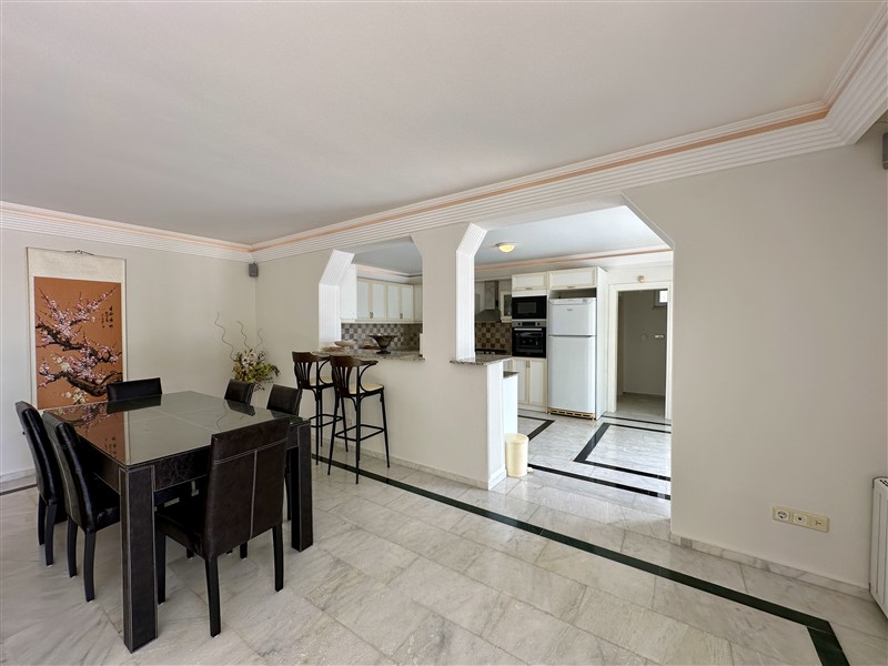 Вилла в Алании, Турция, 375 м² - фото 4