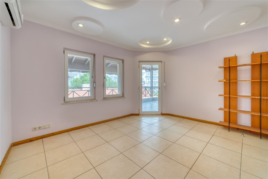 Вилла в Алании, Турция, 380 м² - фото 8