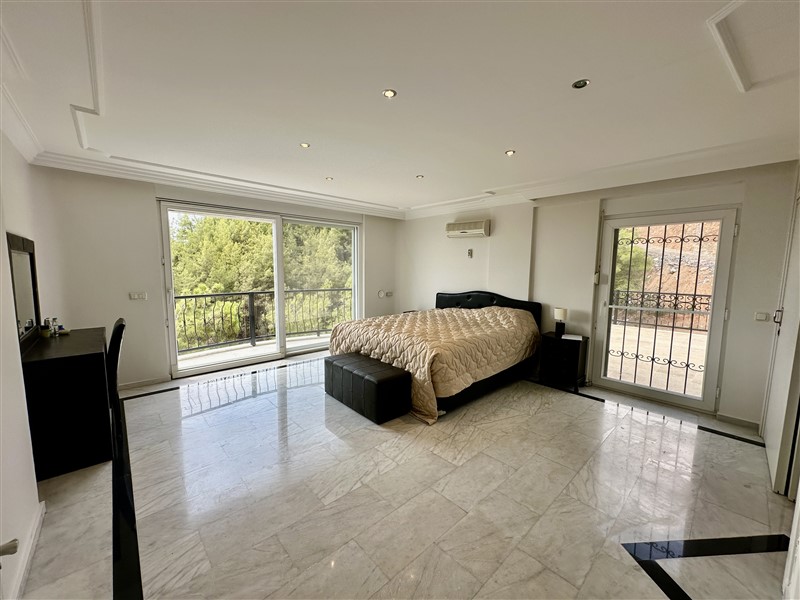 Вилла в Алании, Турция, 375 м² - фото 10