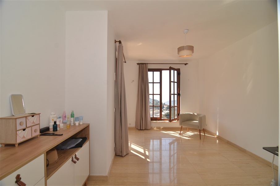 Вилла в Алании, Турция, 390 м² - фото 12