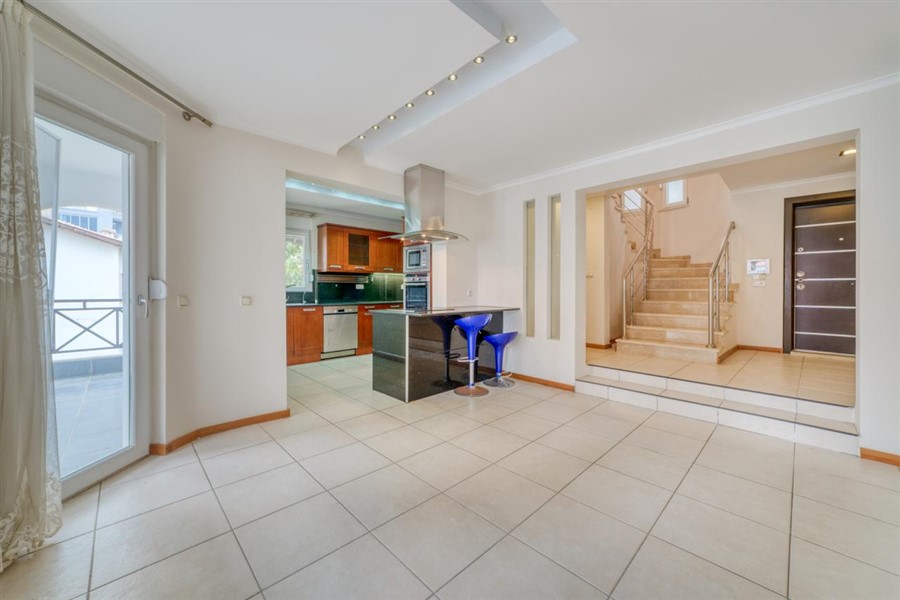 Вилла в Алании, Турция, 380 м² - фото 15