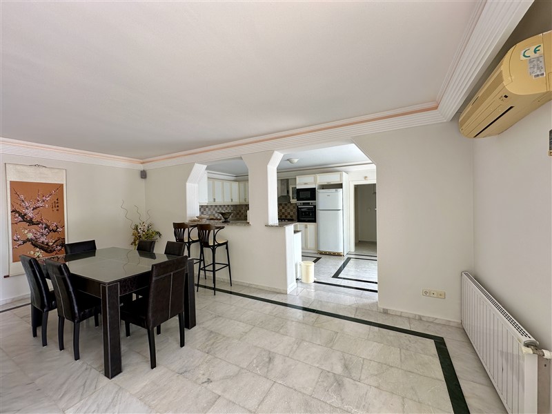 Вилла в Алании, Турция, 375 м² - фото 15