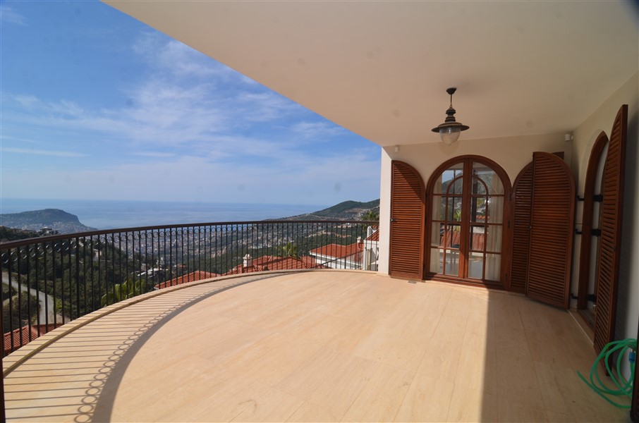 Вилла в Алании, Турция, 390 м² - фото 17