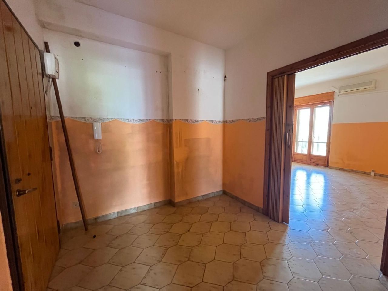 Квартира в Скалее, Италия, 92 м² - фото 5