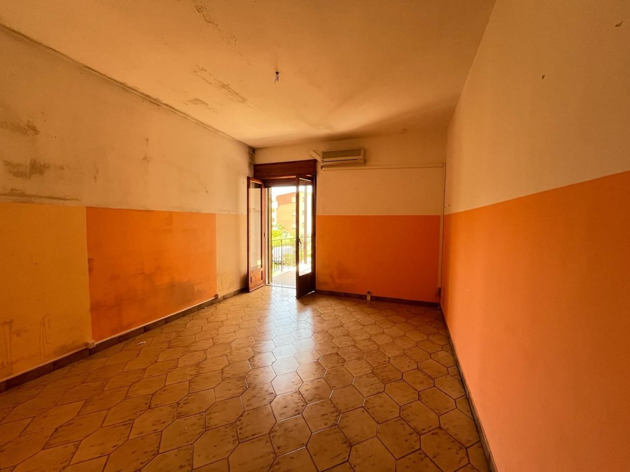Квартира в Скалее, Италия, 92 м² - фото 10