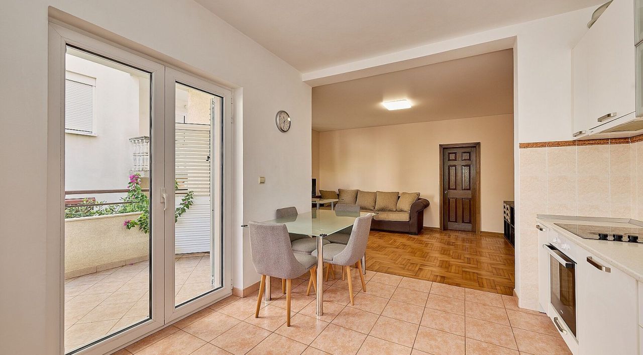 Квартира в Будве, Черногория, 62 м² - фото 4