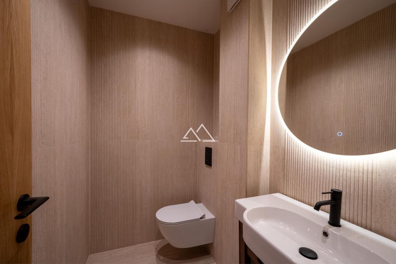 Апартаменты в Тивате, Черногория, 101 м² - фото 10