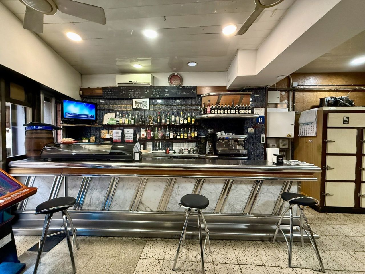 Коммерческая недвижимость в Барселоне, Испания, 149 м² - фото 10