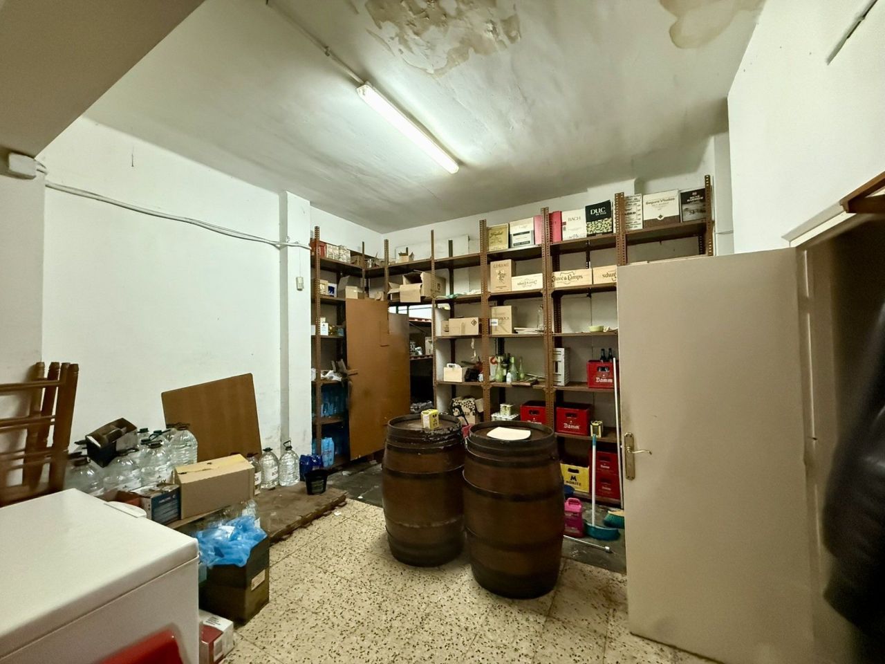 Коммерческая недвижимость в Барселоне, Испания, 149 м² - фото 14