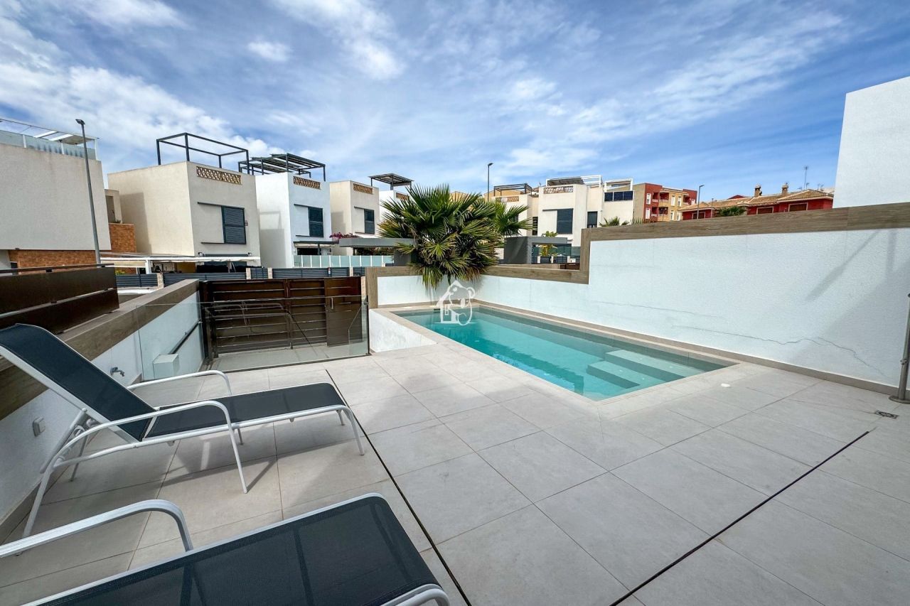 Вилла в Бенихофаре, Испания, 199 м² - фото 2