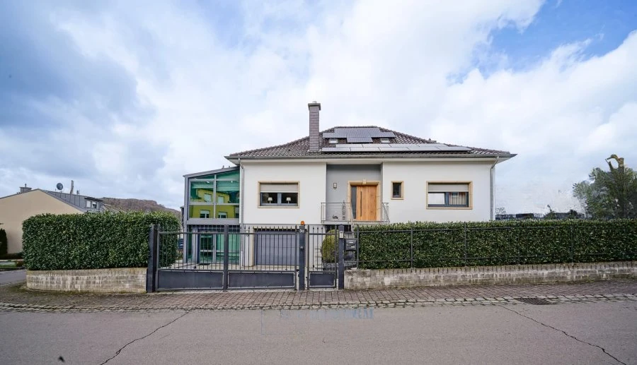 Квартира в Люксембурге, Люксембург, 200 м² - фото 1