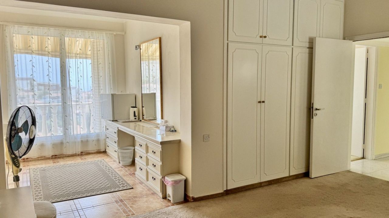 Вилла в Пафосе, Кипр, 340 м² - фото 12