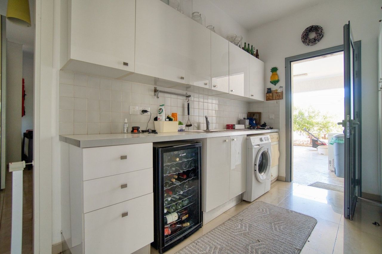 Вилла в Пафосе, Кипр, 420 м² - фото 16