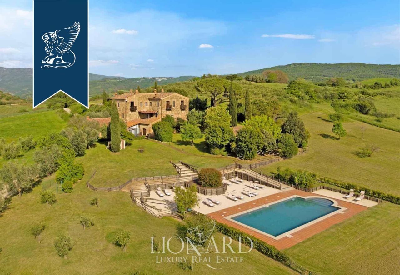 Ферма в Гроссето, Италия, 1 000 м² - фото 1