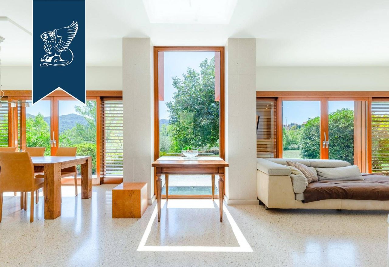 Вилла в Тревизо, Италия, 590 м² - фото 14