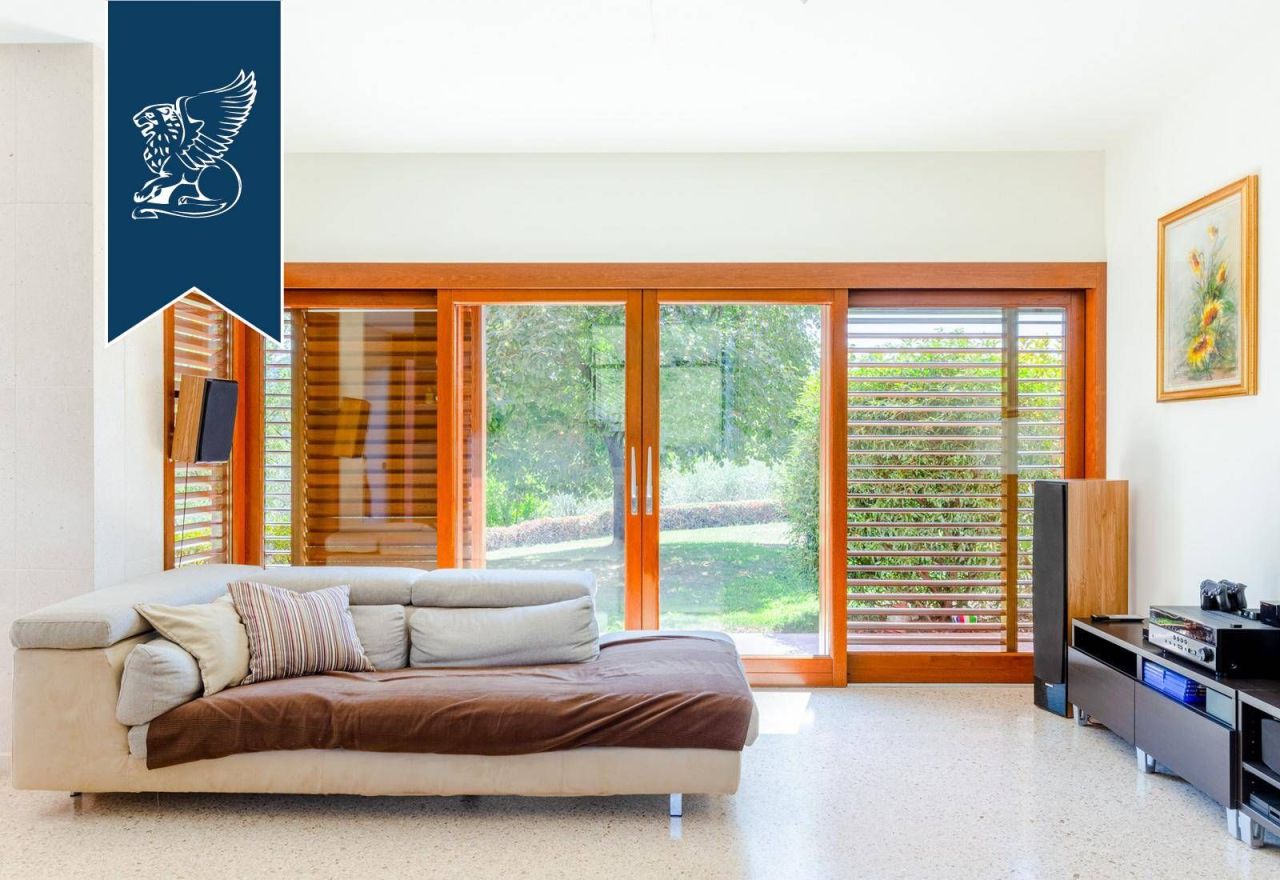 Вилла в Тревизо, Италия, 590 м² - фото 17