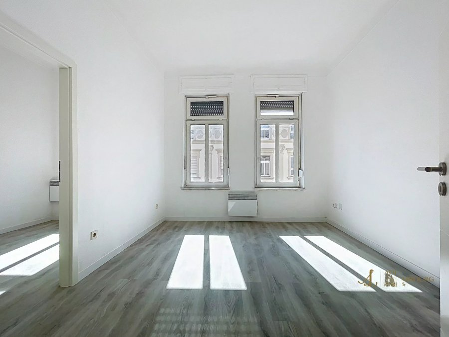 Квартира в Люксембурге, Люксембург, 39 м² - фото 1