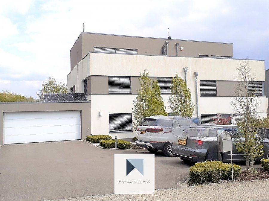 Квартира в Люксембурге, Люксембург, 220 м² - фото 1