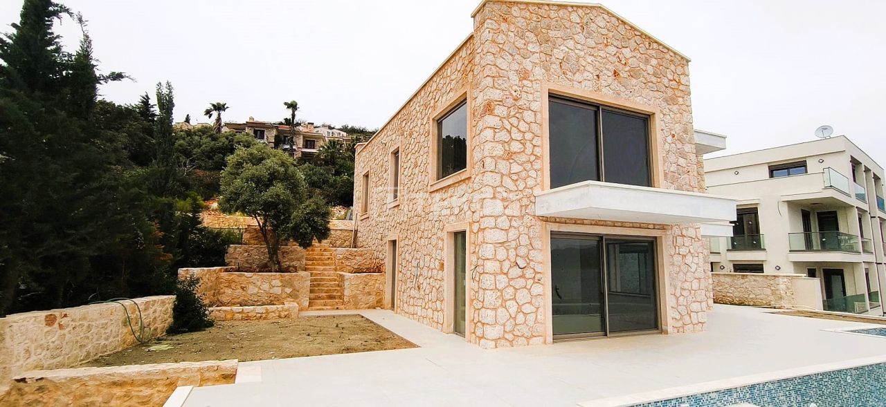 Вилла в Каше, Турция, 360 м² - фото 1