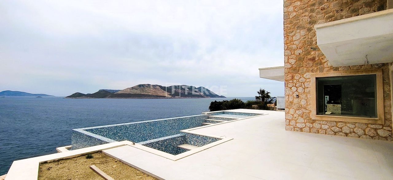 Вилла в Каше, Турция, 360 м² - фото 2