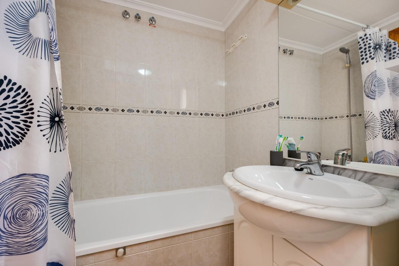 Квартира в Торревьехе, Испания, 47 м² - фото 10