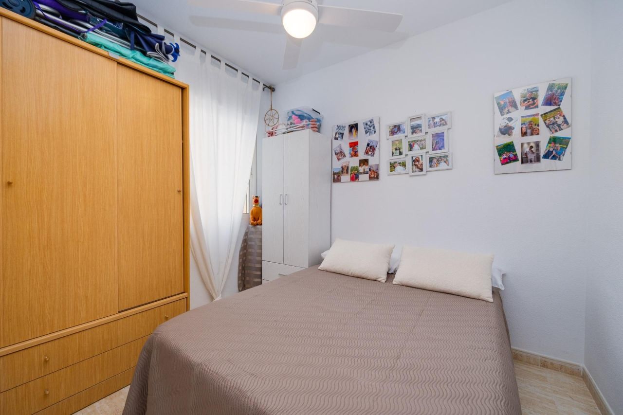 Квартира в Торревьехе, Испания, 47 м² - фото 11