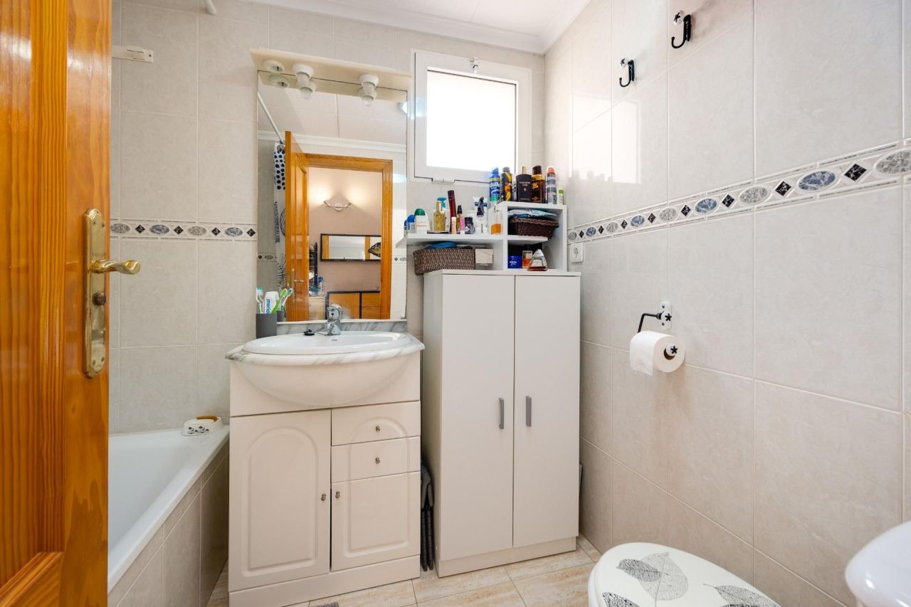 Квартира в Торревьехе, Испания, 47 м² - фото 9