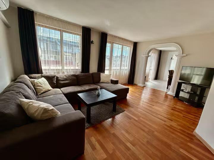 Квартира в Варне, Болгария, 135 м² - фото 1